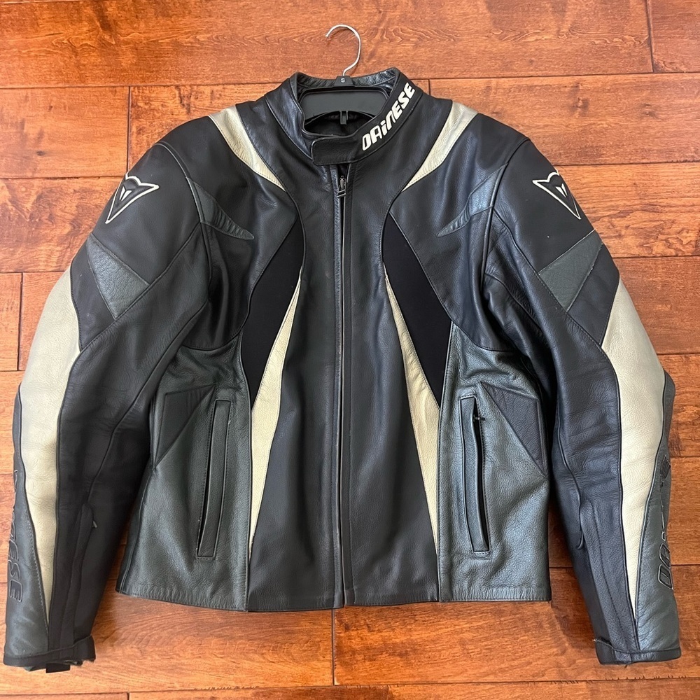 Mens Dainese Motorcycle Jacket Size 52